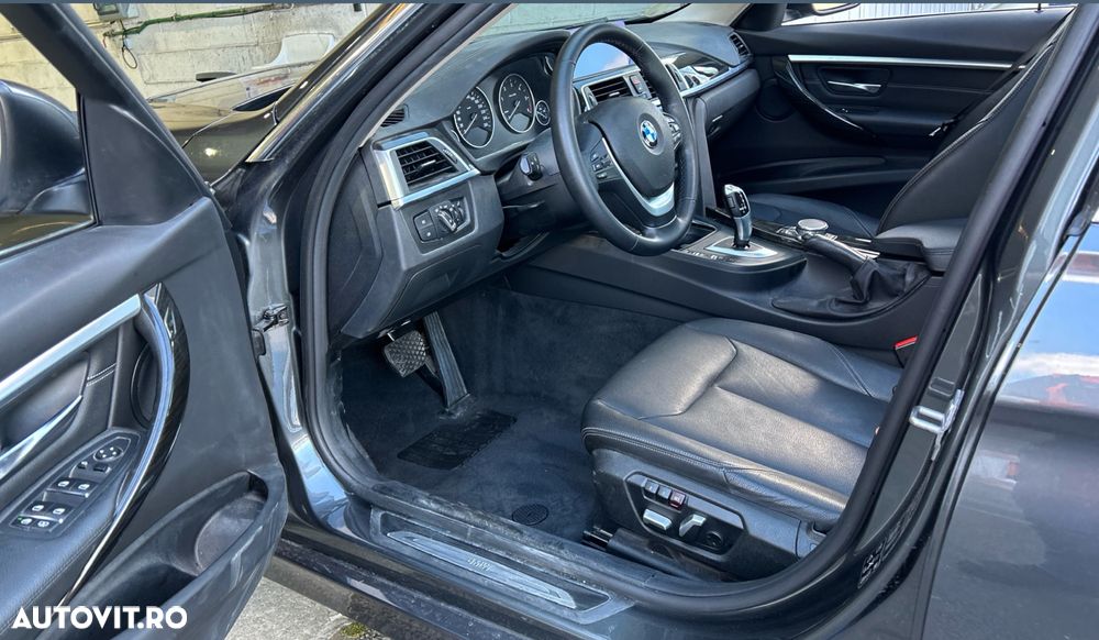 BMW 3 Series 2018 photo 5