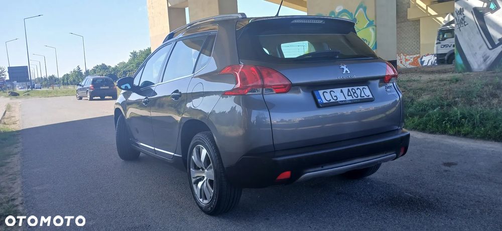 Peugeot 2008 - 5
