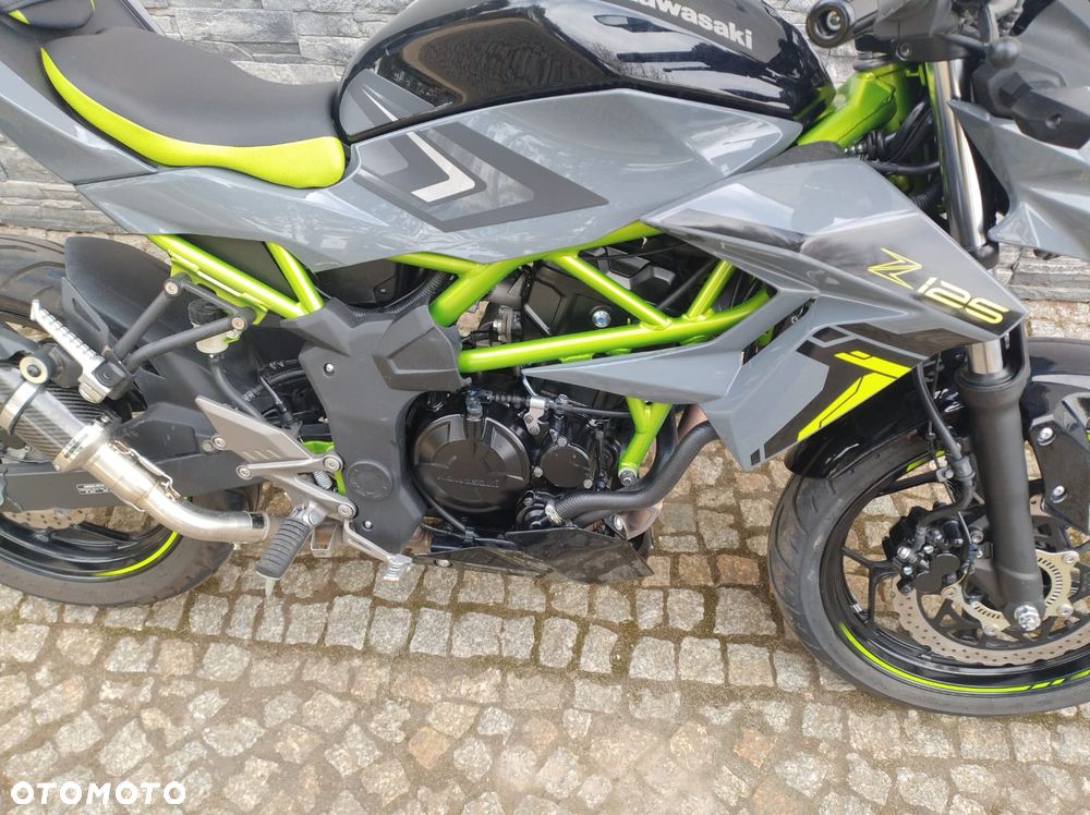 Kawasaki Z - 12