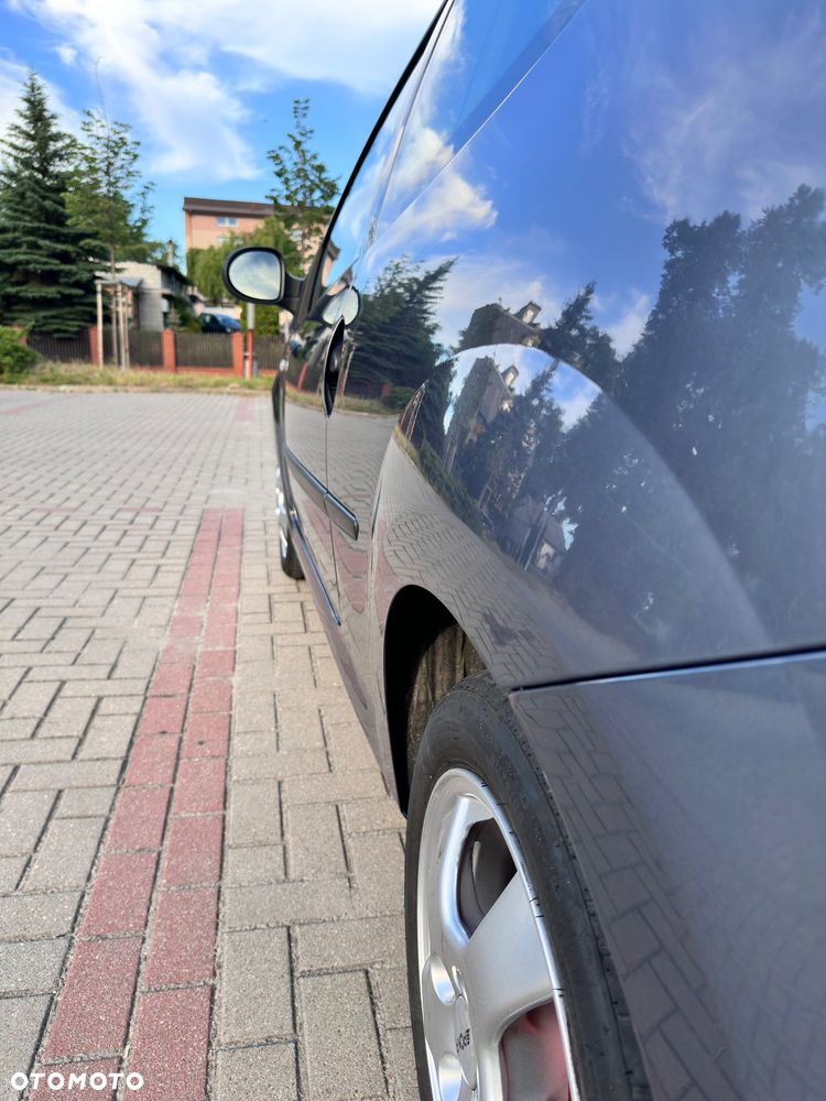 Renault Twingo 1.2 Authentique - 11