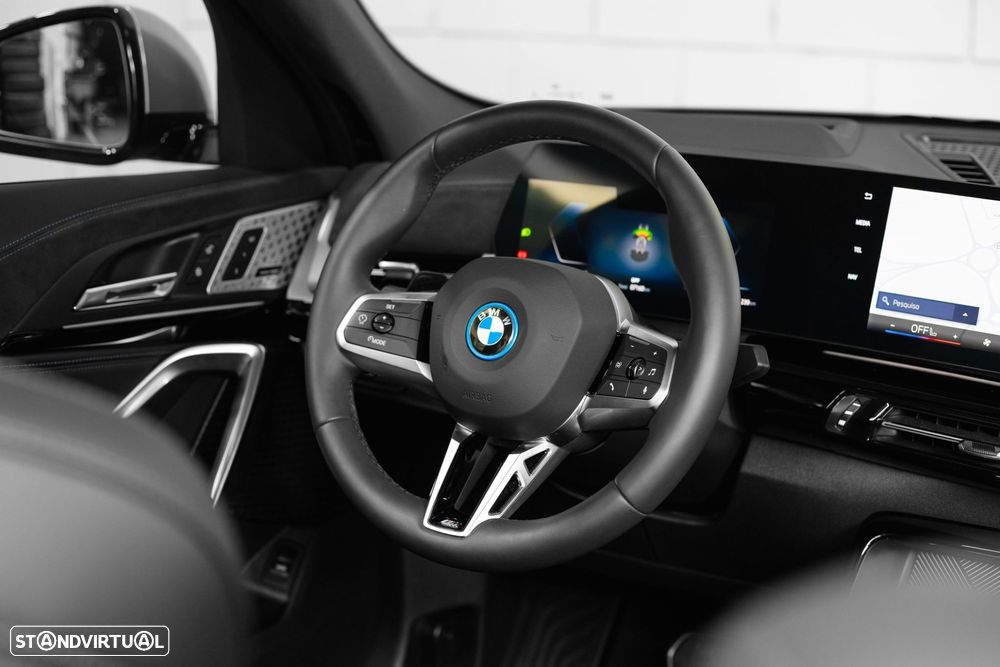 BMW iX2 xDrive30 Pack Desportivo M Pro - 7
