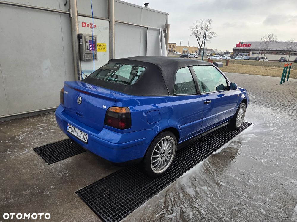 Volkswagen Golf 1.6 - 28