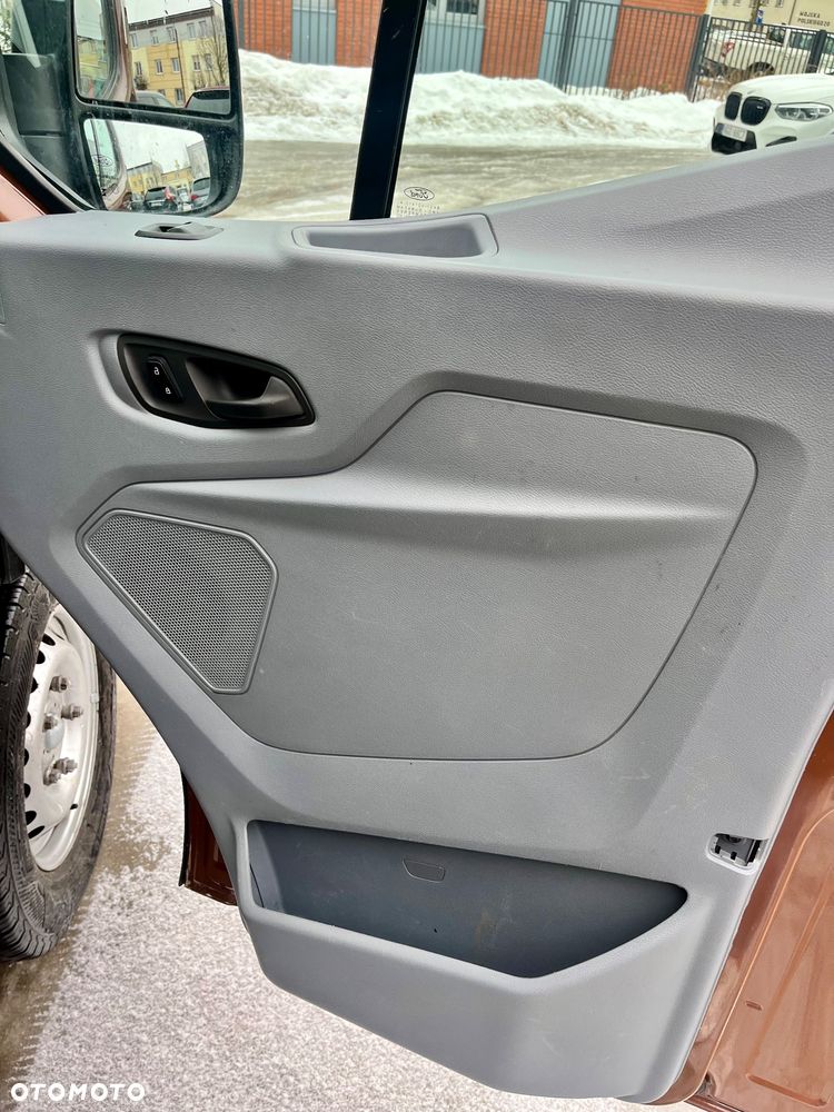 Ford Transit - 20