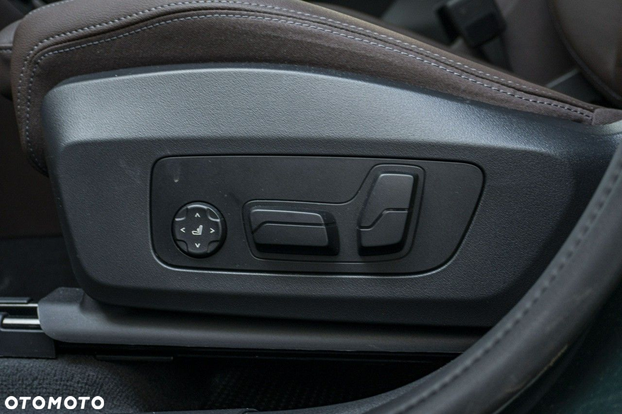 BMW X1 - 12