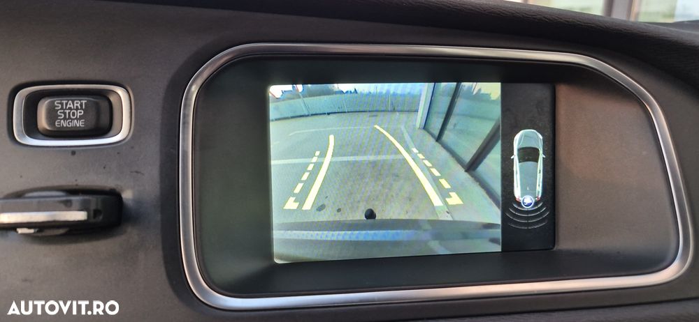 Volvo V40 D4 VEA Momentum - 8