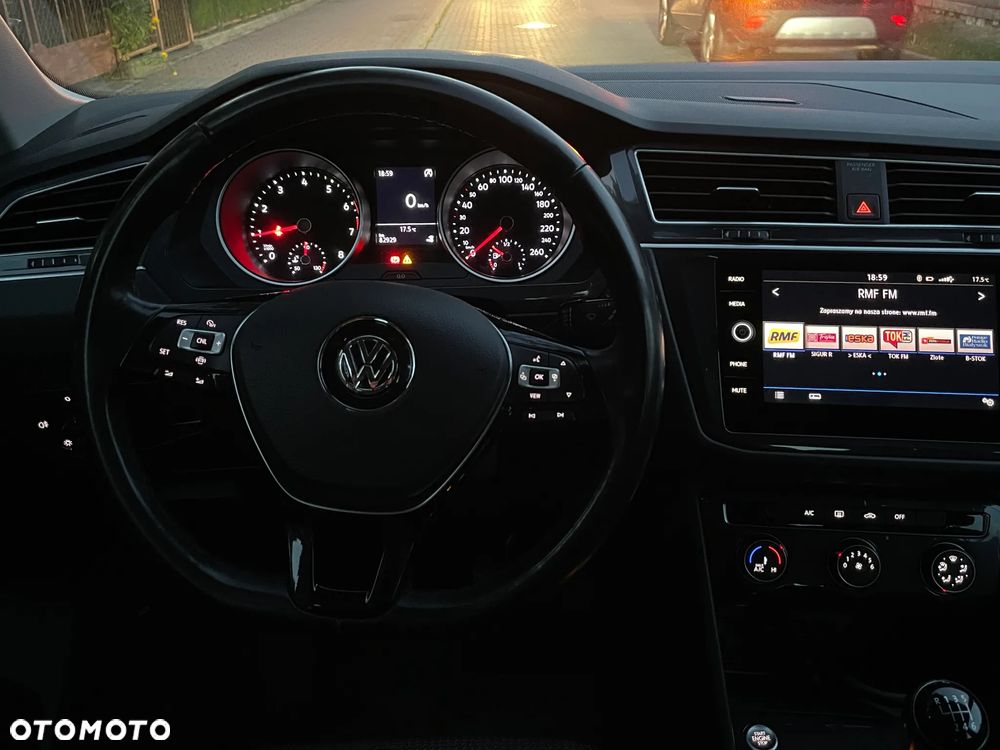 Volkswagen Tiguan 1.5 TSI EVO Comfortline - 10