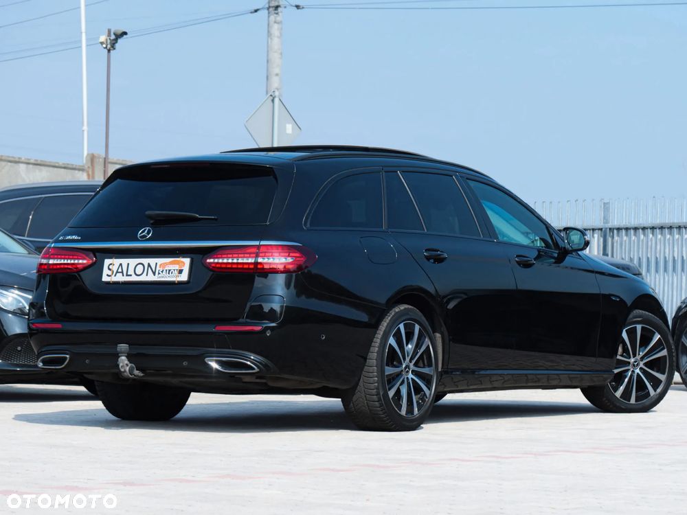 Mercedes-Benz Klasa E 300 9G-TRONIC Night Edition - 37