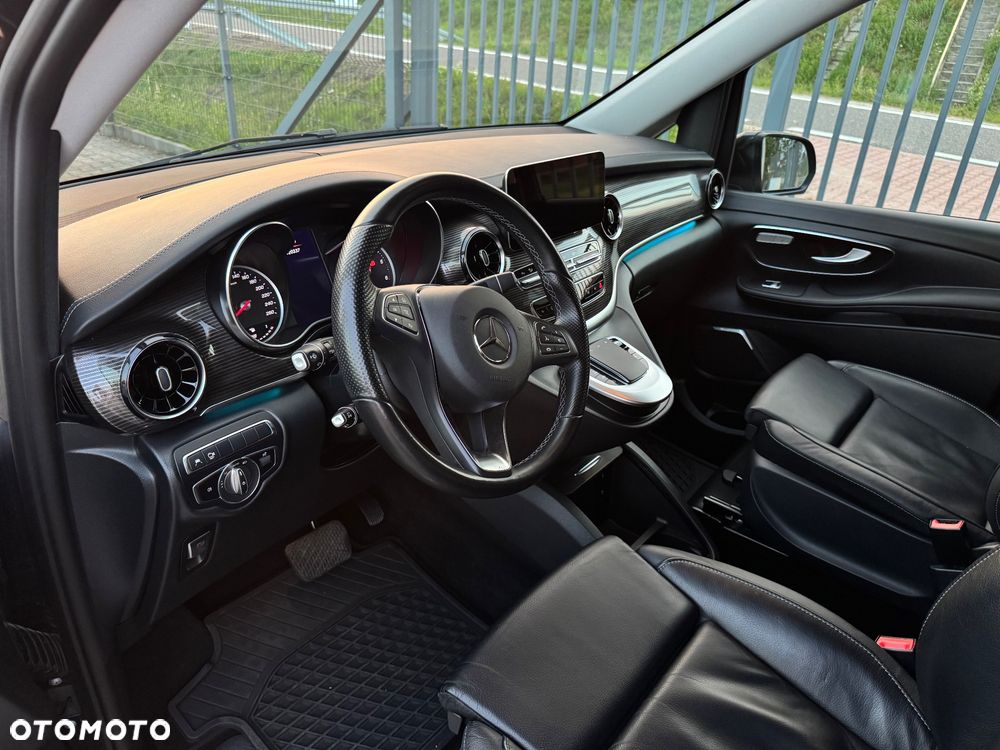Mercedes-Benz Klasa V 300 d Avantgarde 9G-Tronic (d³ugi) - 13