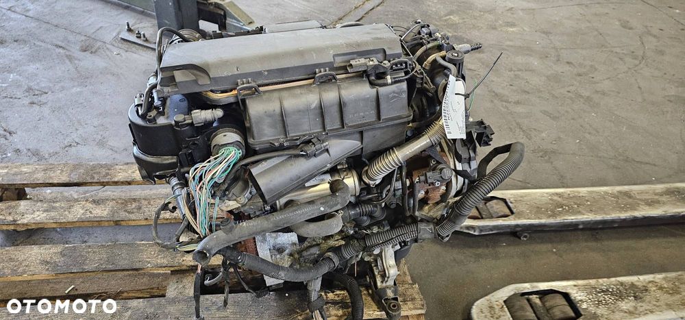 SILNIK KOMPLETNY CITROEN C3 1.4 HDI 8HZ 10FD75 - 1