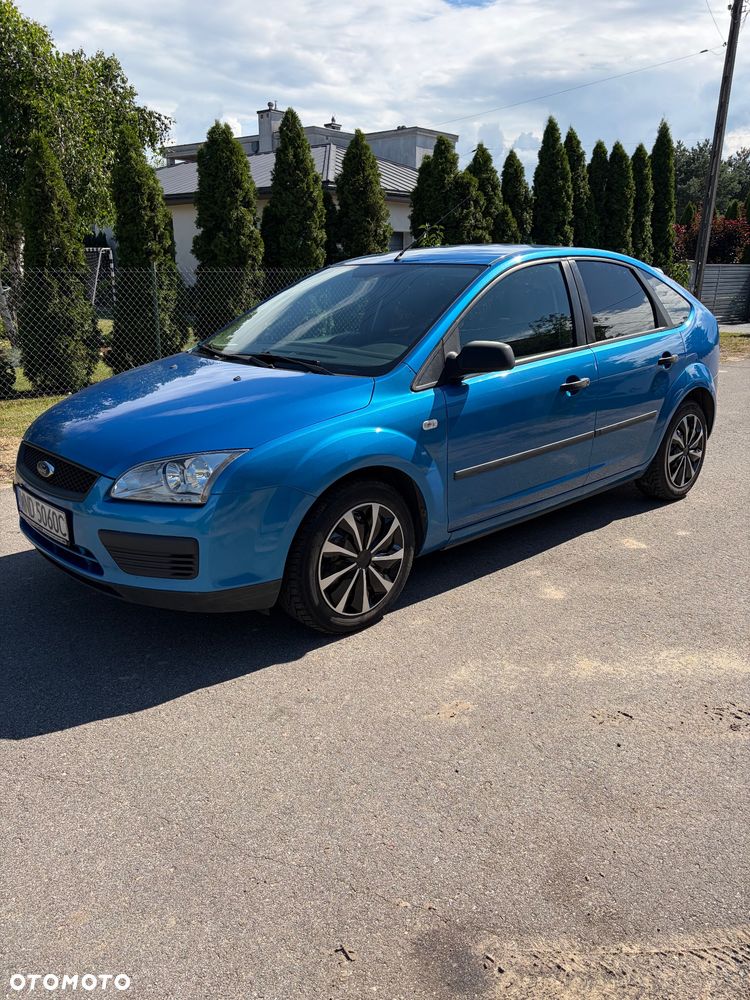 Ford Focus 1.6 16V Style - 6