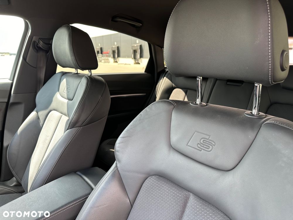 Audi e-tron Sportback - 17