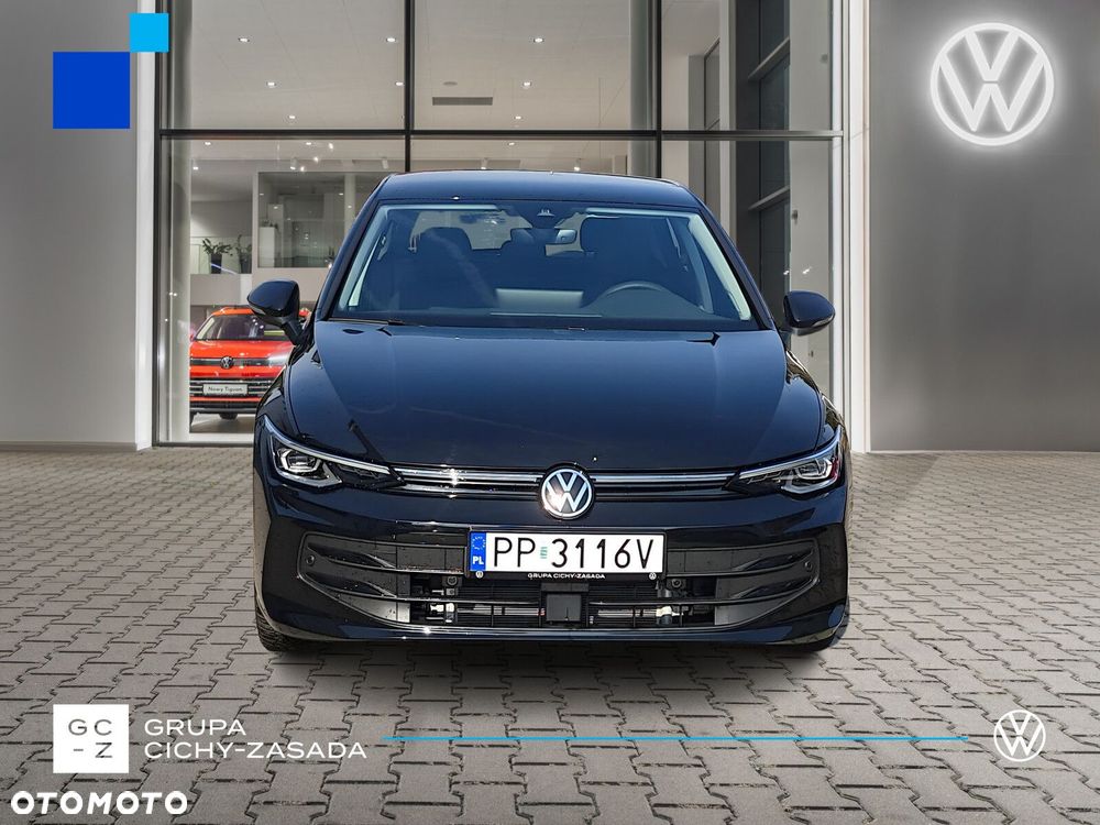 Volkswagen Golf - 8