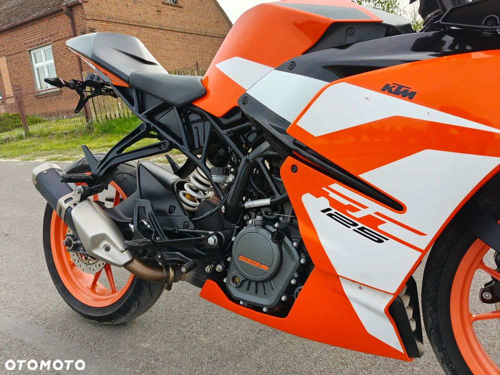 KTM RC 125 - 7
