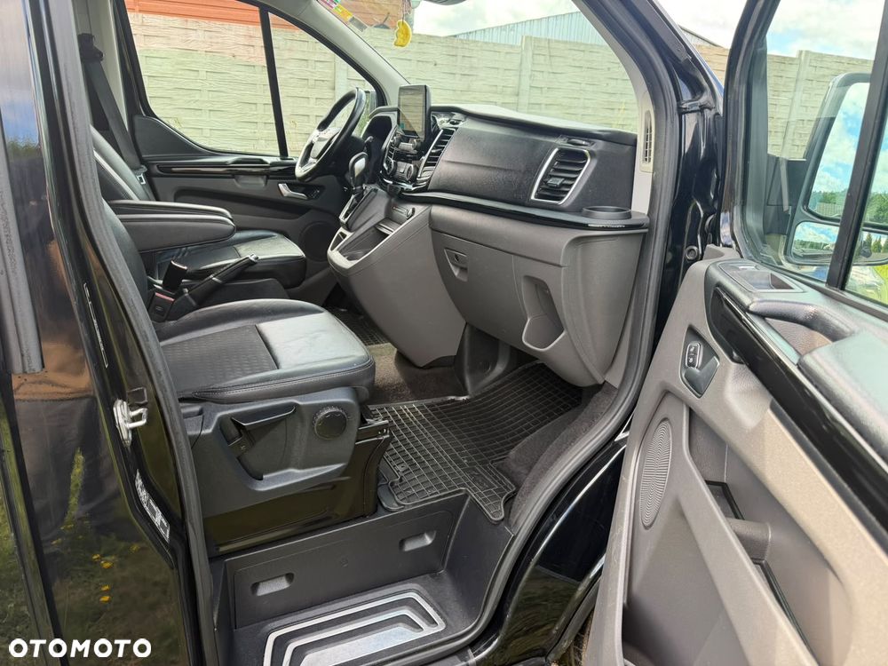 Ford Tourneo Custom - 7