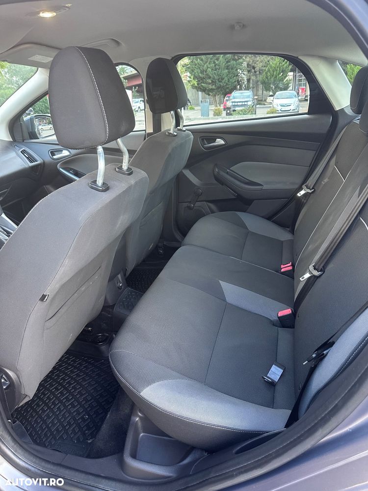 Ford Focus 1.6 Ti-VCT Trend - 8