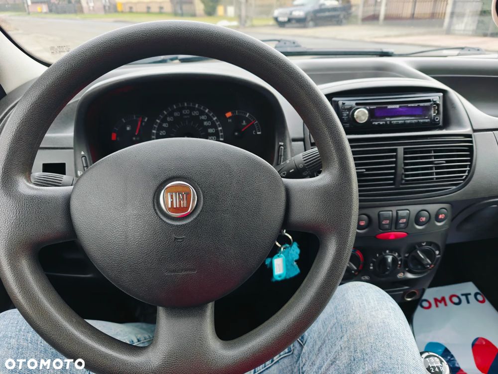 Fiat Punto 1.2 8V Dynamic - 20