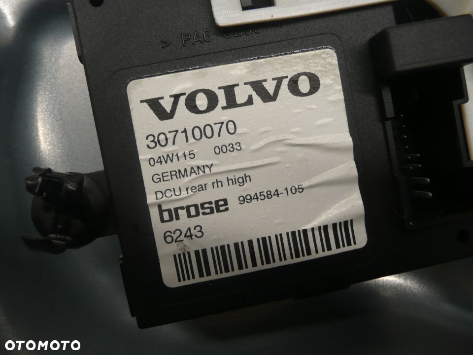 VOLVO V50 2.0D KOMBI PODNOŚNIK SILNICZEK SZYB PRAWY TYŁ - 5