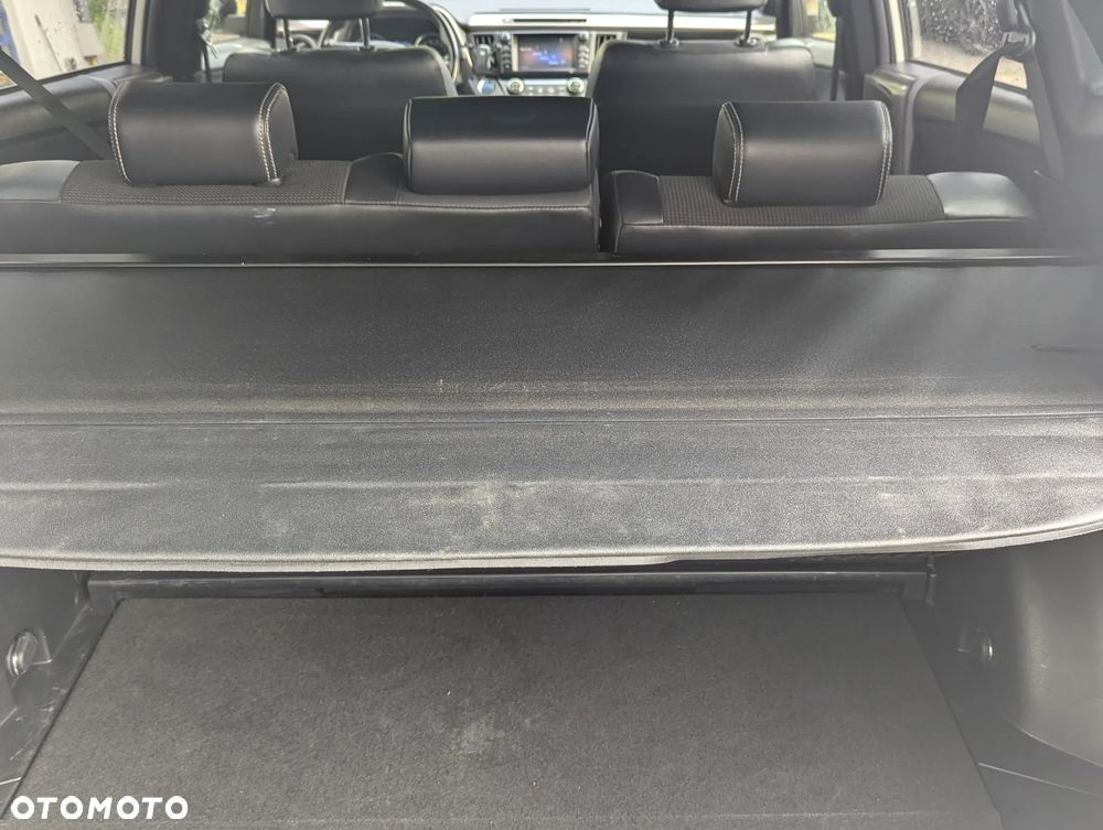 Toyota RAV4 Hybrid Premium 4x2 - 8