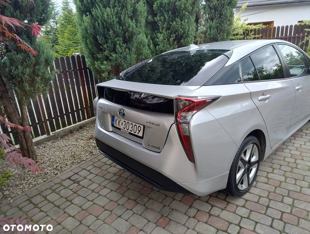 Toyota Prius - 3