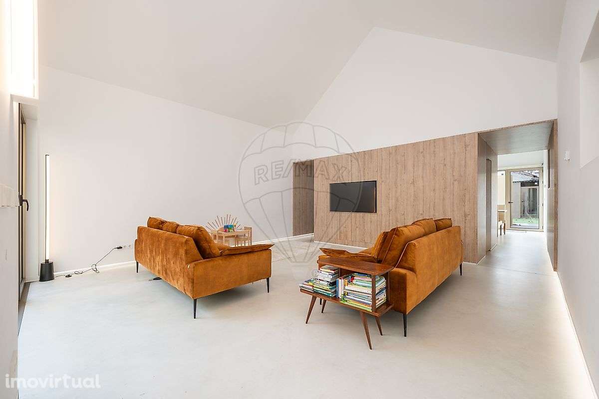 Moradia T2 para venda - Grande imagem: 2/28