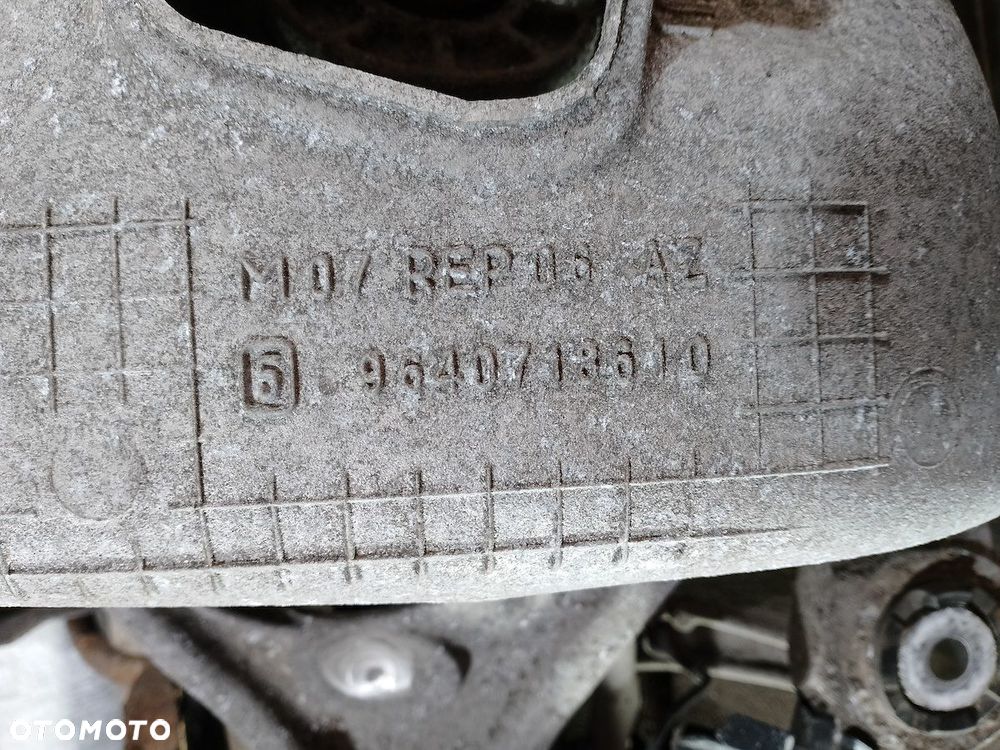BELKA ZAWIESZENIA, OŚ TYŁ  PEUGEOT 508 9640718610  9640718710 2.0 HDI KOMBI - 5