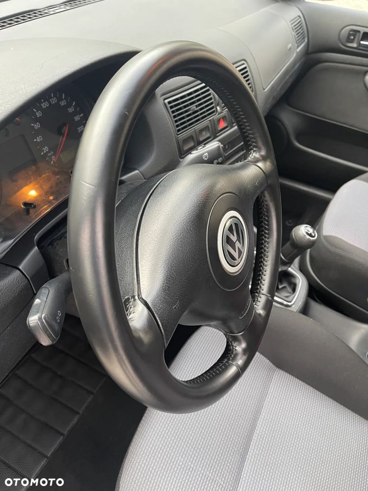 Volkswagen Golf IV 1.4 16V Comfortline - 25