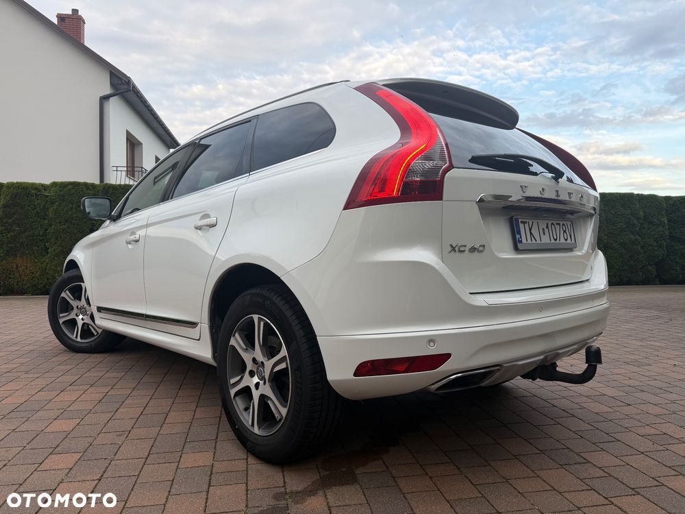 Volvo XC 60 D4 Drive-E Ocean Race - 37