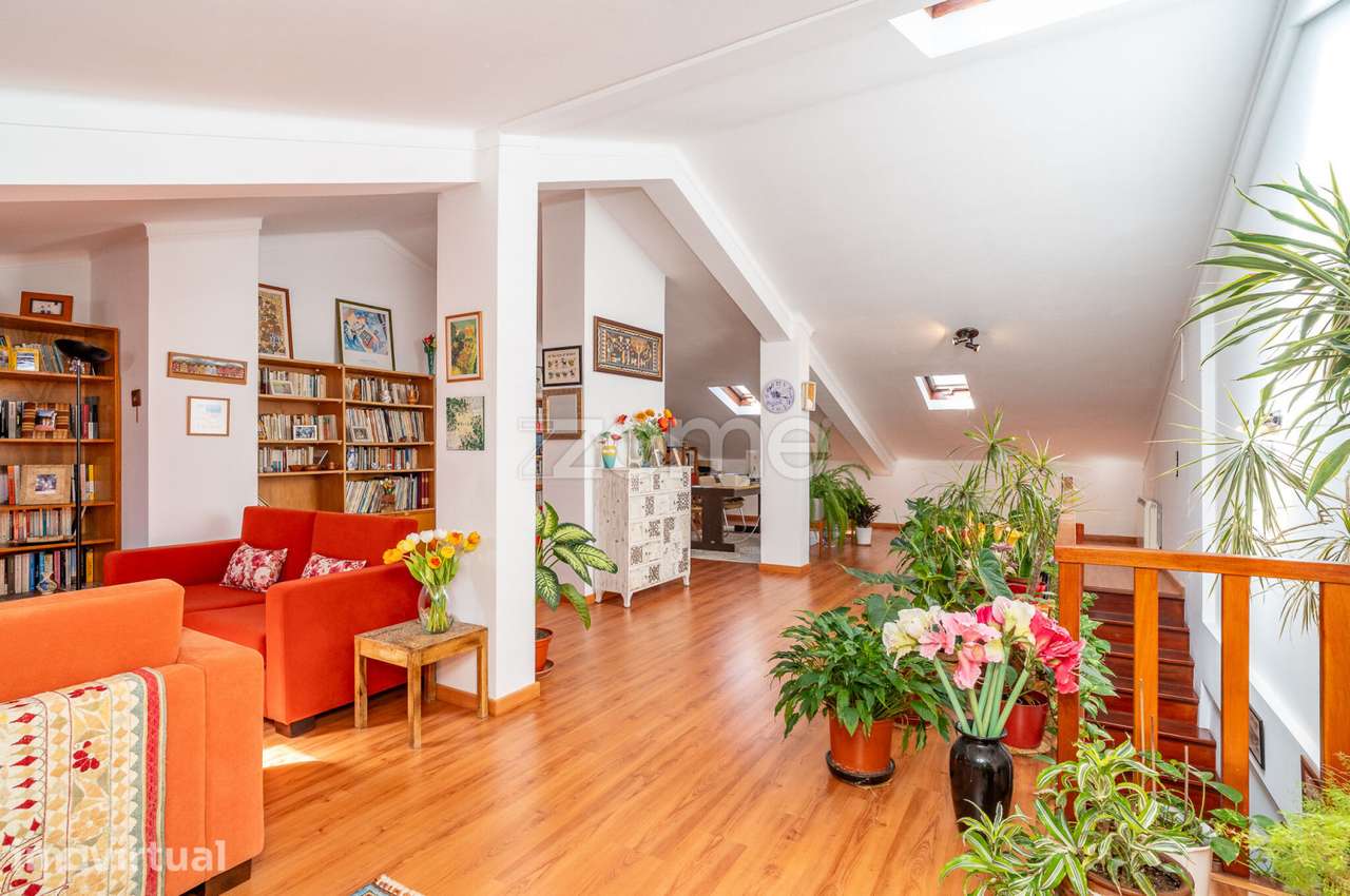 Apartamento distribuído por 2 pisos | 3 Quartos | Garagem| Celas - Grande imagem: 5/40