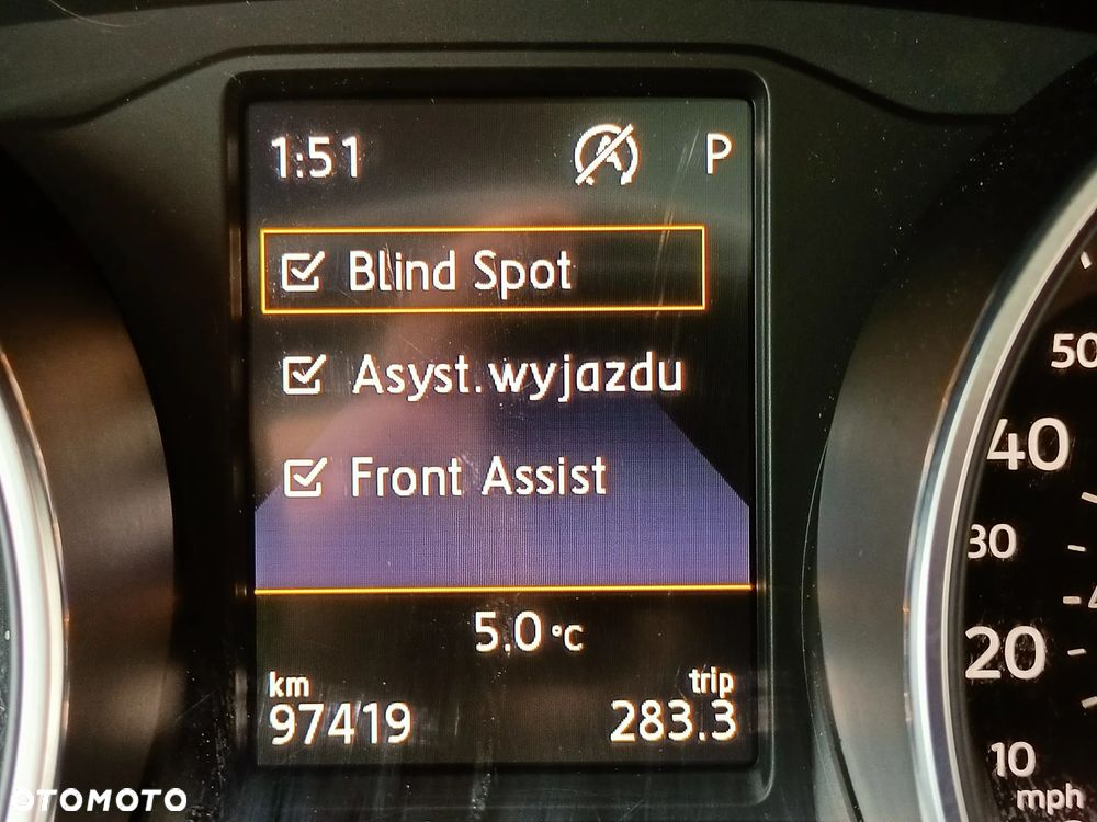 Volkswagen Tiguan - 13