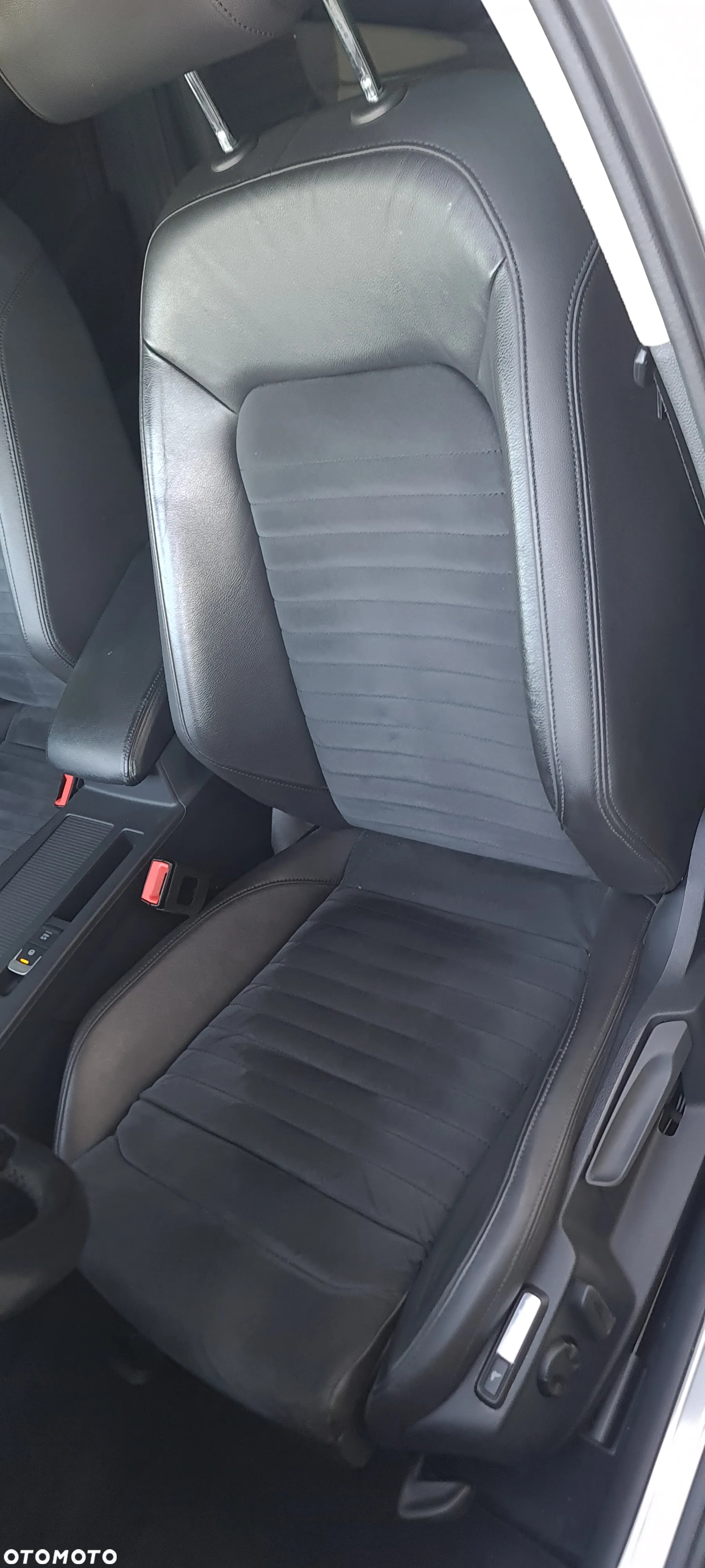 Volkswagen Passat 2.0 TDI BMT Highline - 22