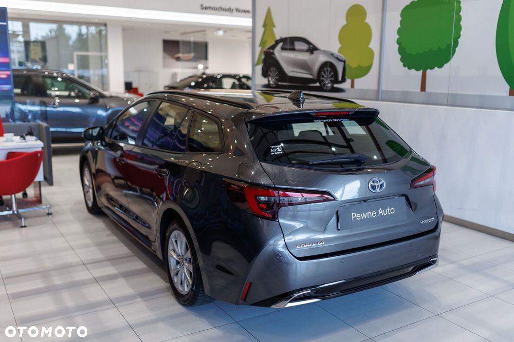 Toyota Corolla 1.8 Hybrid Comfort - 12