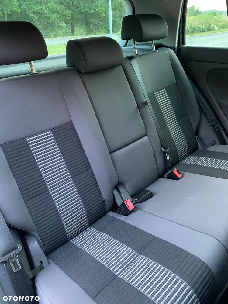 Volkswagen Golf Plus 1.9 TDI Comfortline - 13