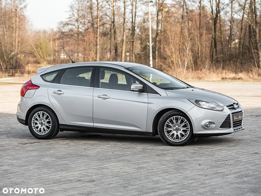 Ford Focus 1.6 TDCi DPF Champions Edition - 4