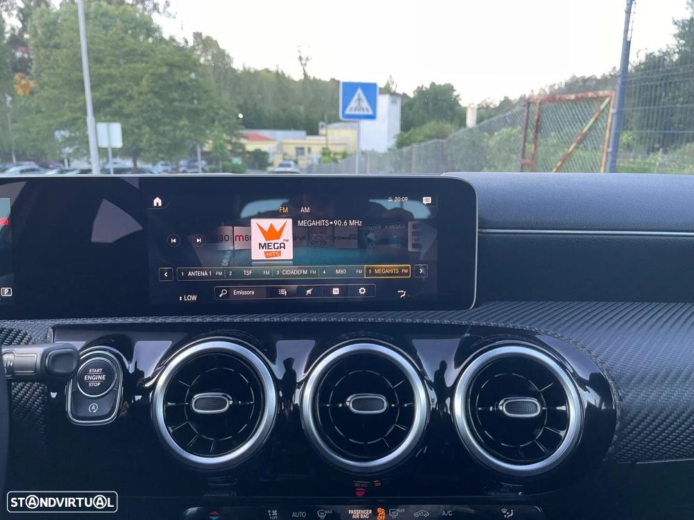 Mercedes-Benz A 180 d Style Plus Aut. - 31