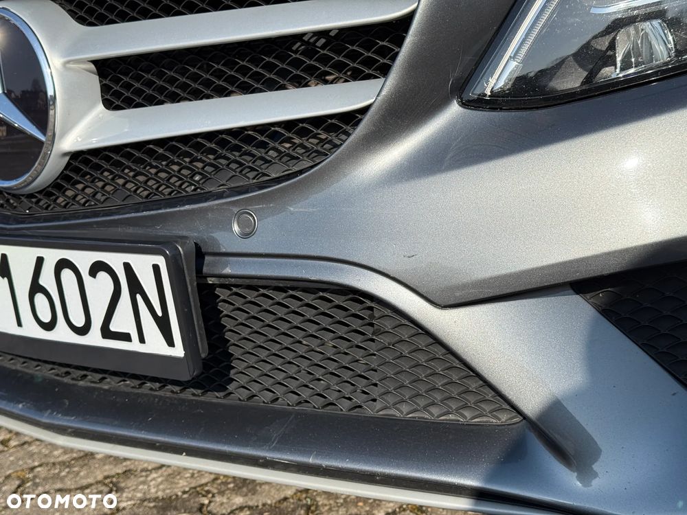 Mercedes-Benz Klasa C 180 - 40