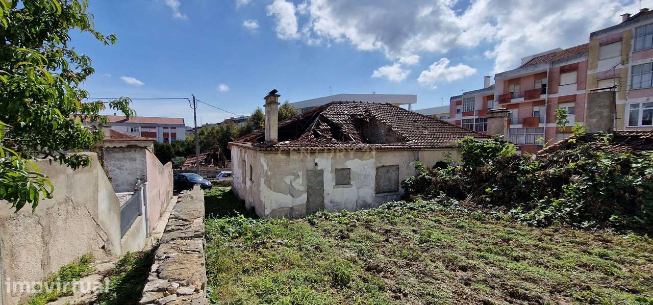 Casa em Ruínas com Potencial em Cacém, Sintra - Grande imagem: 4/6