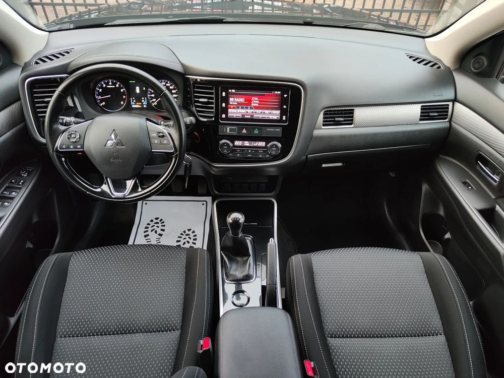 Mitsubishi Outlander 2.0 2WD Invite - 7