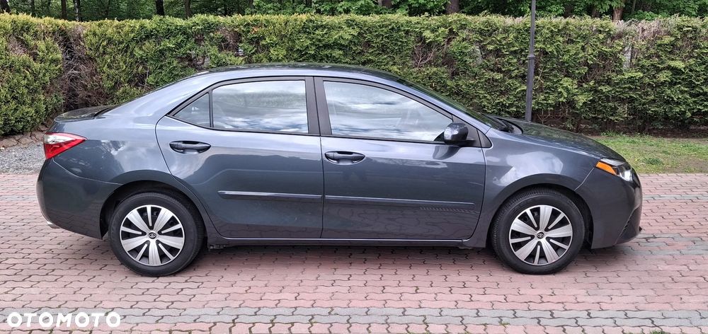 Toyota Corolla - 6