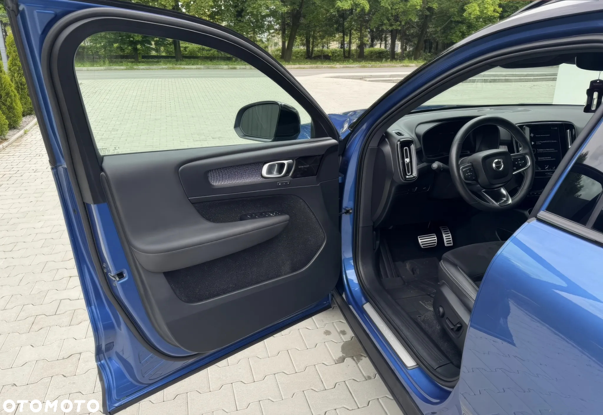 Volvo XC 40 T5 AWD R-Design - 11