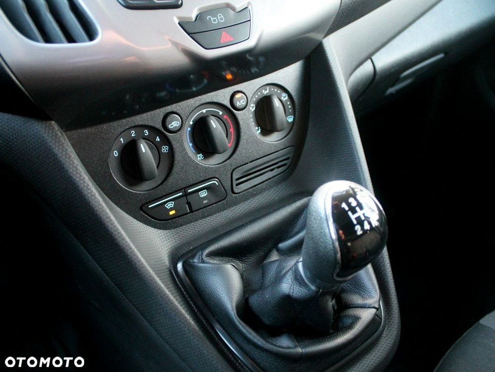 Ford Transit Connect - 10