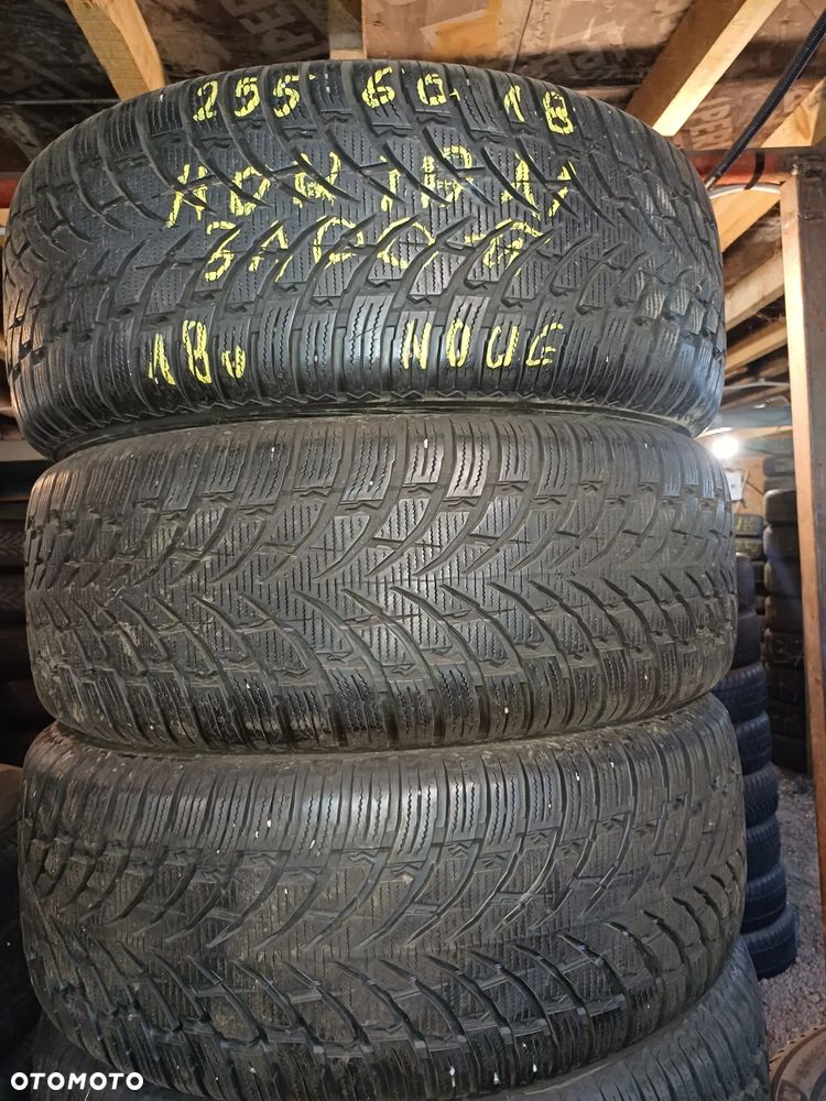 255/60/18 Nokian