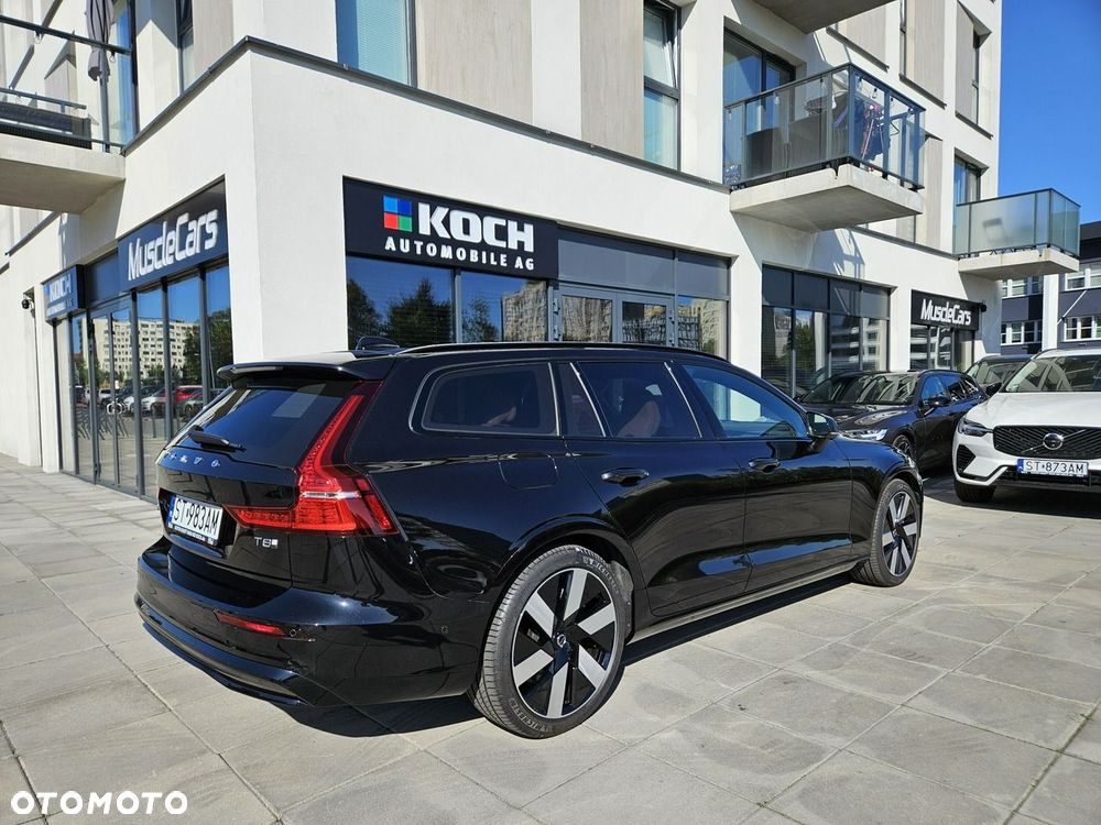 Volvo V60 T8 AWD Plug-In Hybrid Ultra Dark - 6