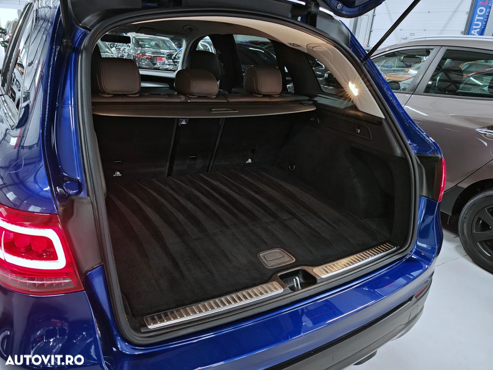 Mercedes-Benz GLC 220 d 4MATIC 9G-TRONIC - 35