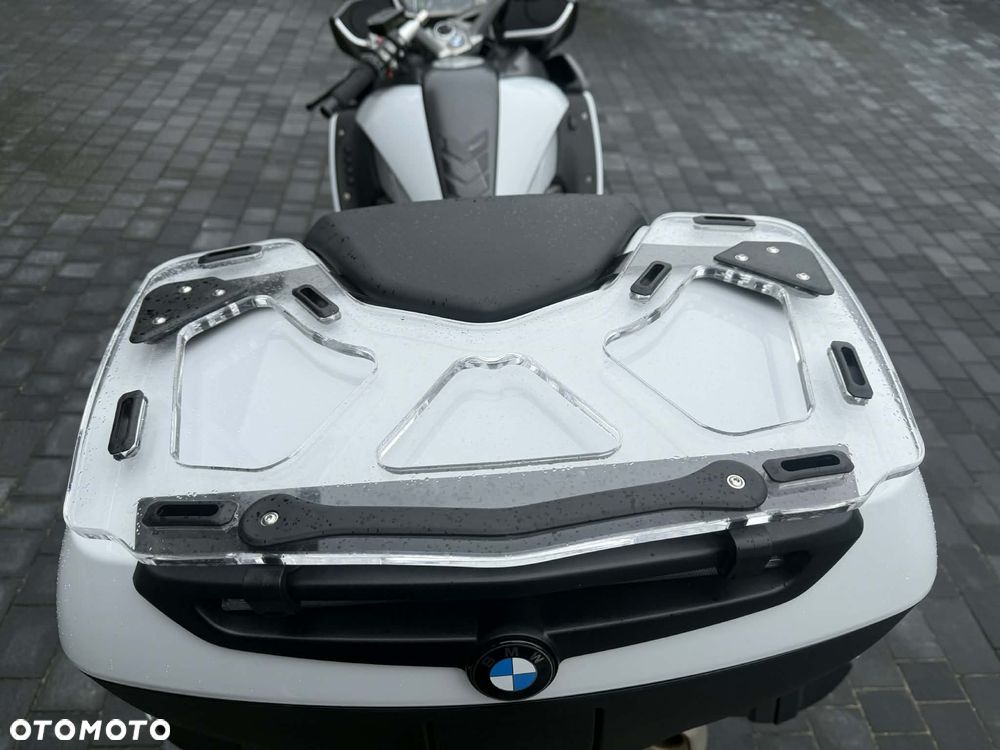 BMW K - 9