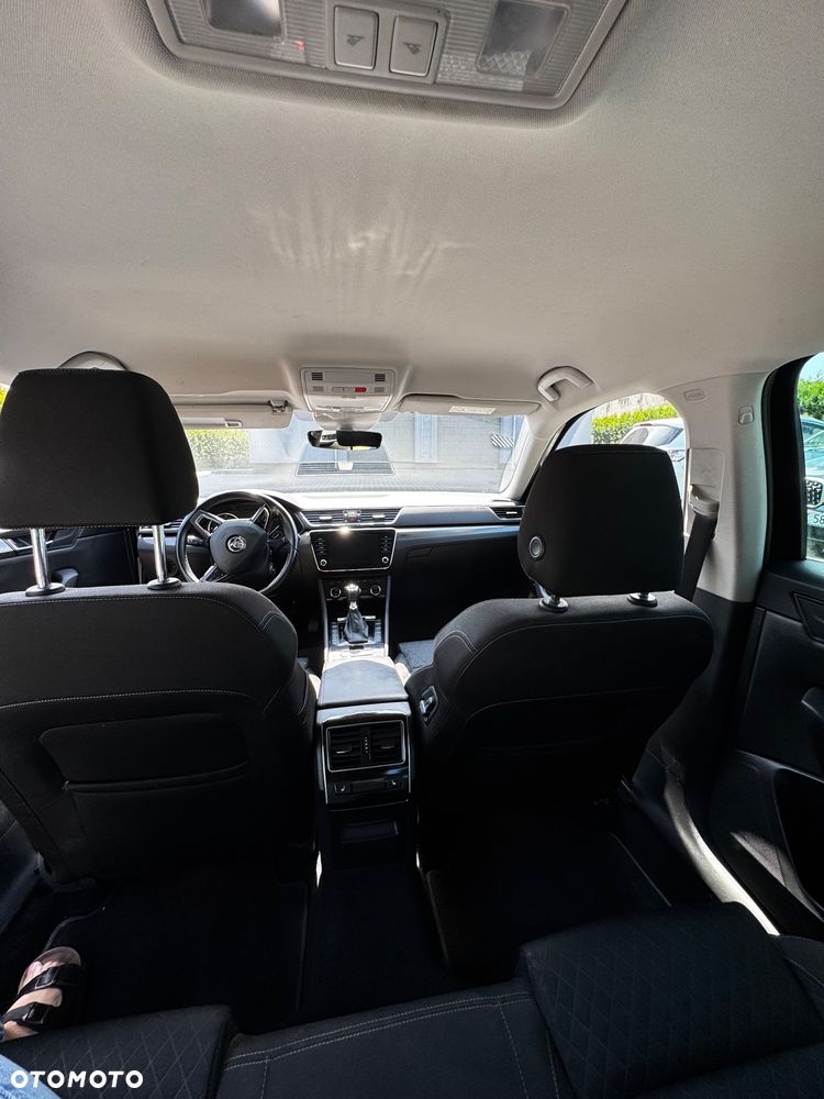 Skoda Superb 2.0 TDI SCR 4x4 Ambition DSG - 15
