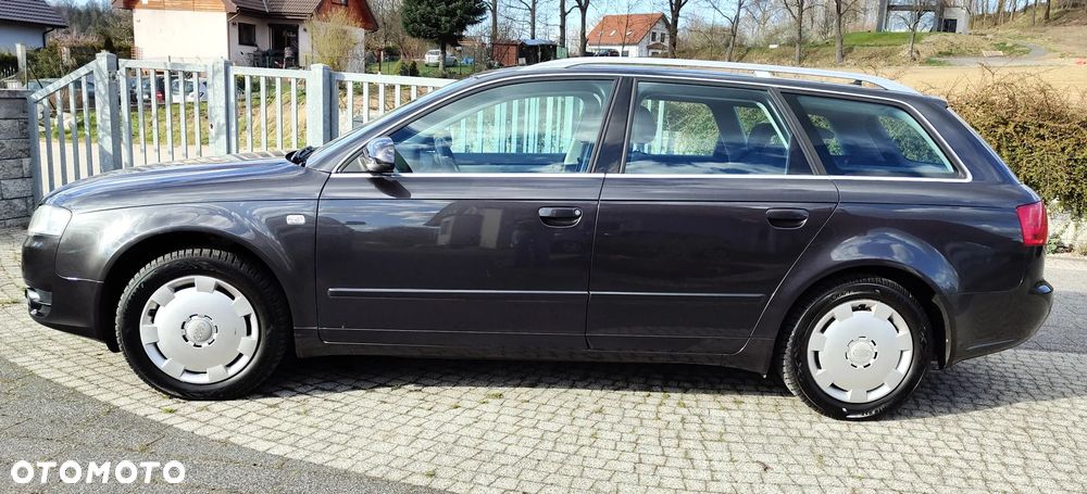 Audi A4 Avant 2.0 TDI DPF - 5