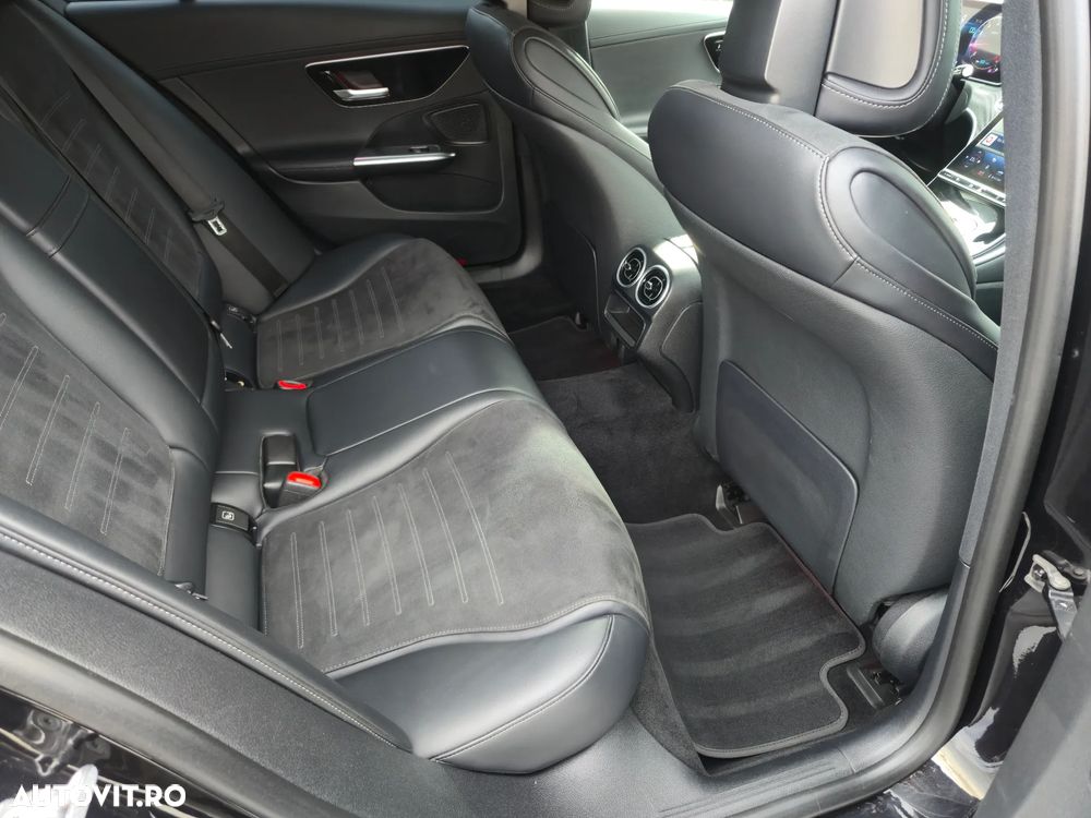 Mercedes-Benz C 180 9G-TRONIC AMG Line Advanced - 36