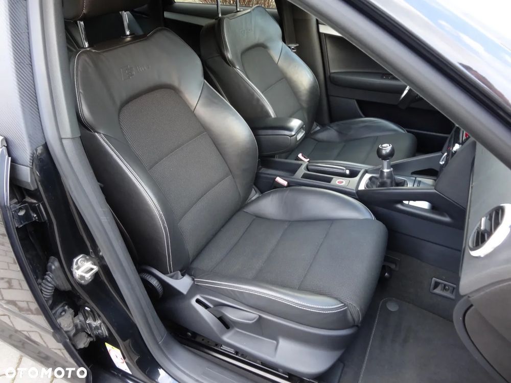 Audi A3 Sportback 2.0 TDI DPF S line Sportpaket - 23