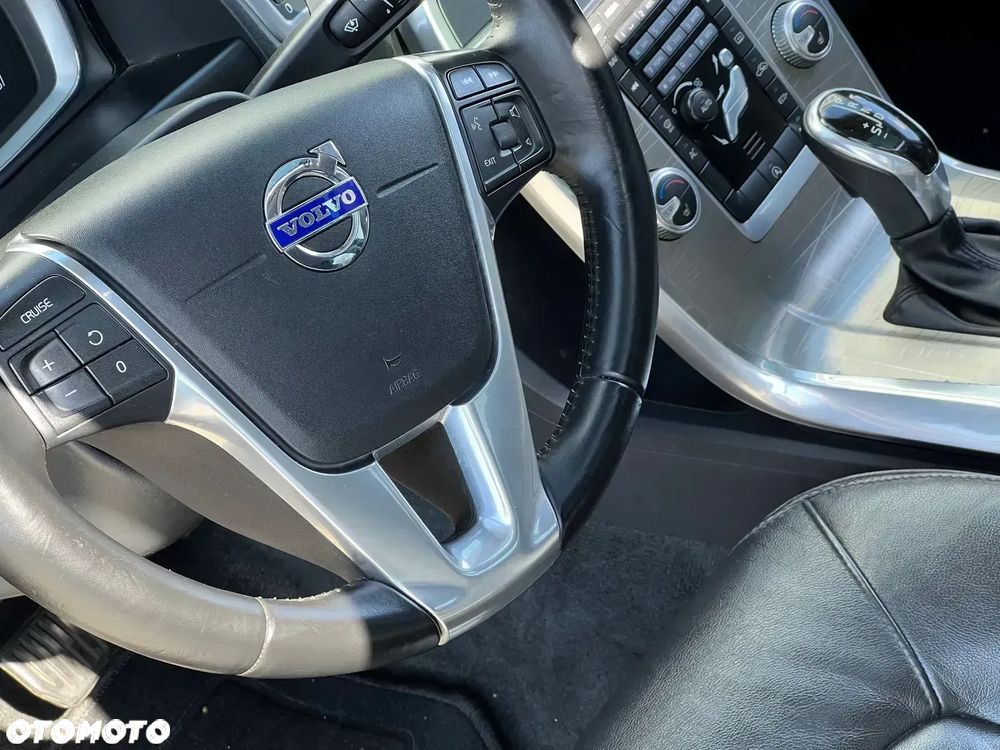 Volvo XC 70 - 29