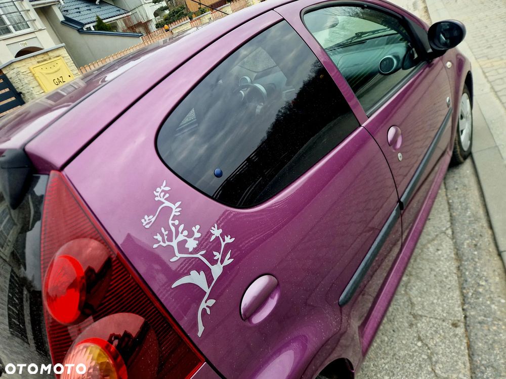 Peugeot 107 (70) 68 envy - 22